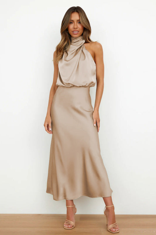 DIANA | Vestido Largo de Satén con Cuello Halter
